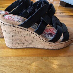 B.O.C. Black Leather Cork Platform Wedge NEW Size 10